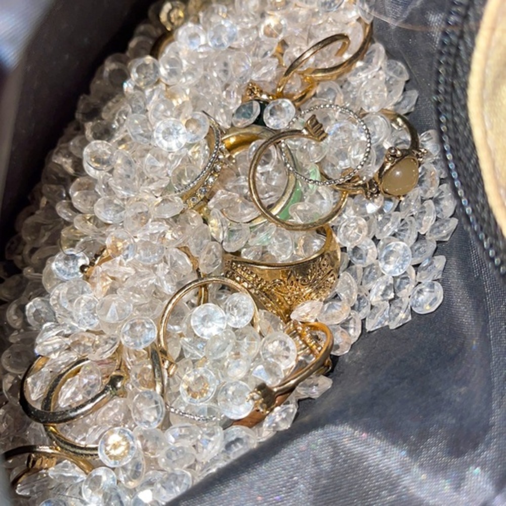 Assorted Gold & Silver Rings - Picture 3 of 5